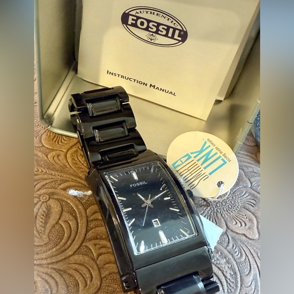 Fossil Watch - Brand New, Never Worn - Picture 1 of 6